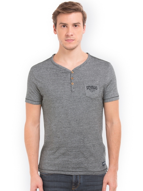 

Flying Machine Men Grey Solid Henley Neck T-shirt