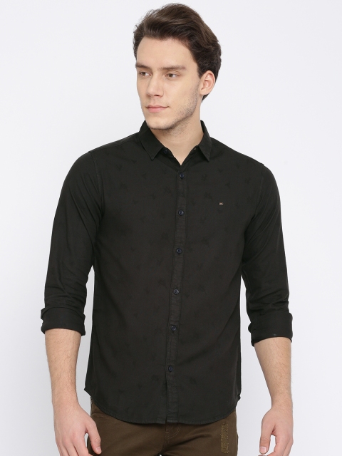 

SPYKAR Men Black Regular Fit Self Design Casual Shirt