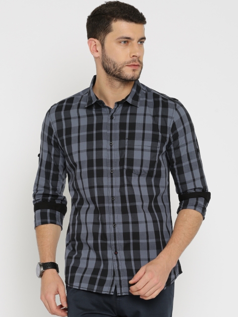 

HIGHLANDER Men Black & Grey Slim Fit Checked Casual Shirt