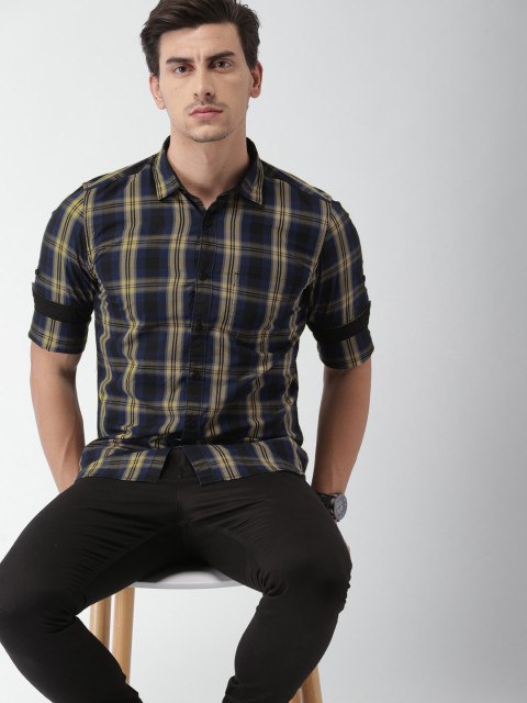 

HIGHLANDER Men Black & Blue Slim Fit Checked Casual Shirt
