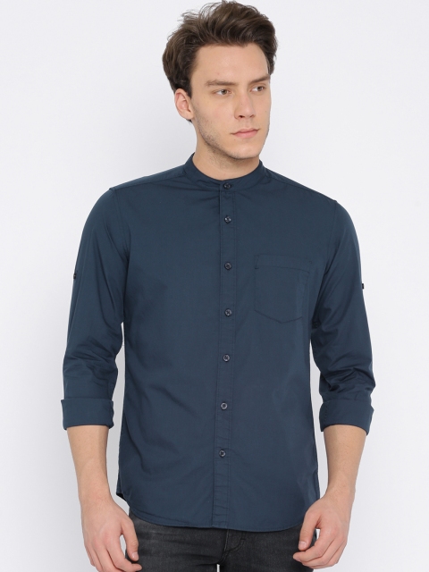 

HIGHLANDER Men Navy Blue Slim Fit Solid Casual Shirt