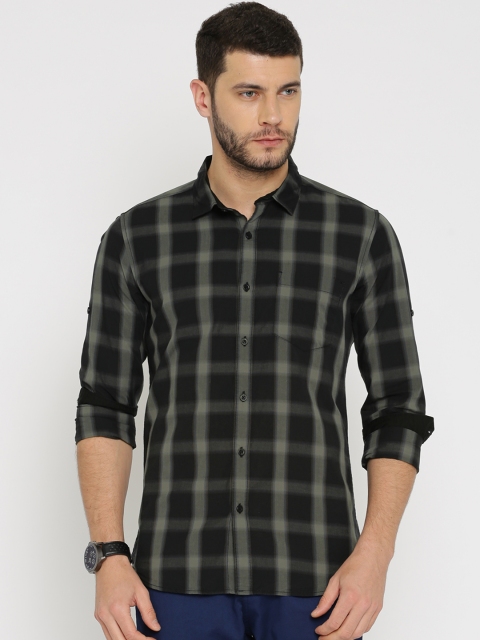 

HIGHLANDER Men Grey & Black Slim Fit Checked Casual Shirt