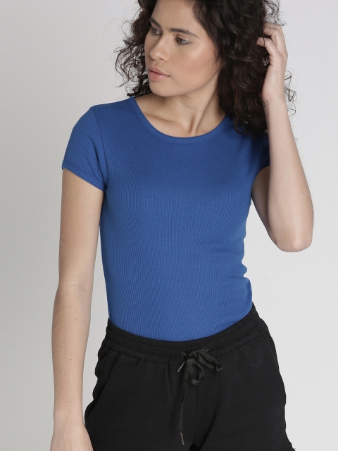 

Chemistry Women Blue Solid Fitted Top