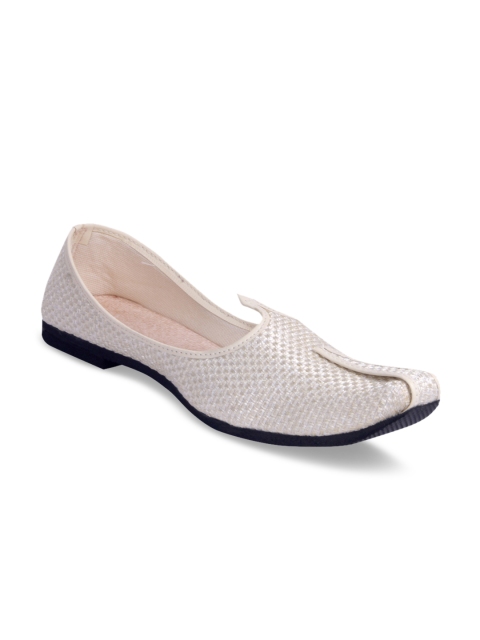 

PANAHI Men Cream-Coloured Mojaris