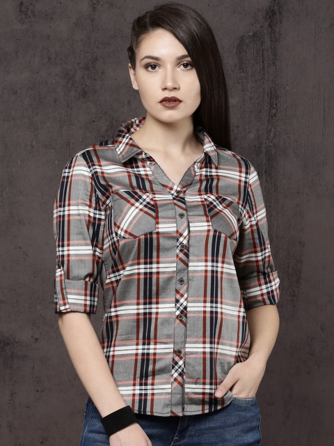 

Roadster Women Grey & Navy Slim Fit Checked Casual Shirt