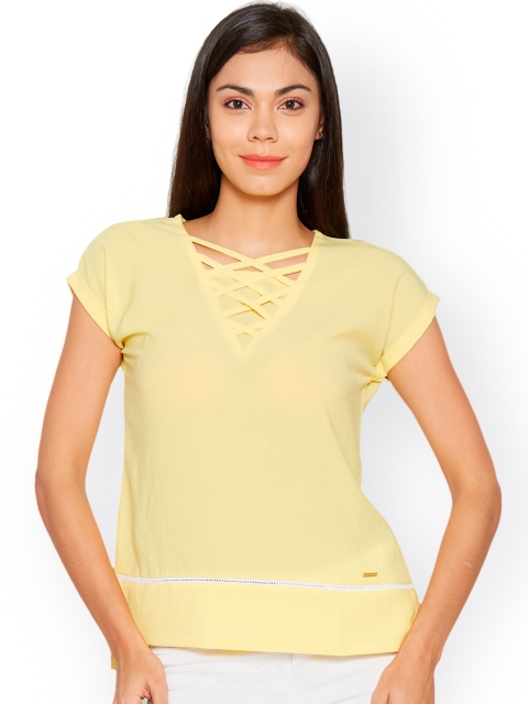 

Kraus Jeans Women Yellow Solid Top