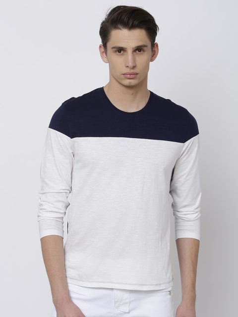 

HIGHLANDER Men Navy Blue Colourblocked Slim Fit Round Neck T-shirt
