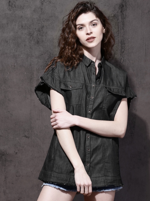 

Roadster Women Black Regular Fit Solid Casual Shirt