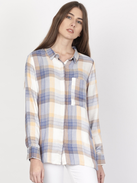 

ether Women Blue & White Regular Fit Checked Casual Shirt
