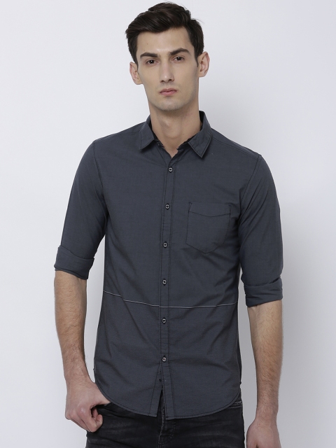 

LOCOMOTIVE Men Charcoal Slim Fit Solid Casual Shirt