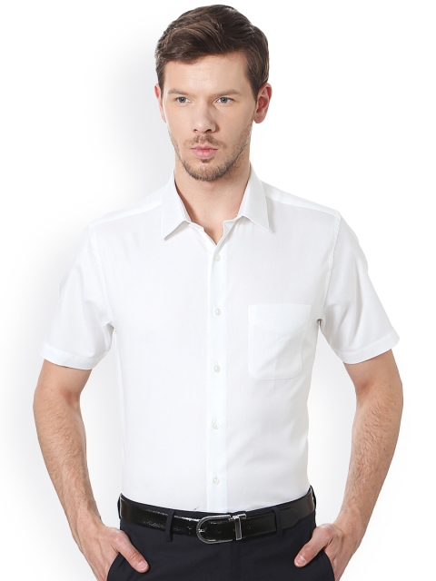 

Peter England Elite Men White Regular Fit Solid Formal Shirt