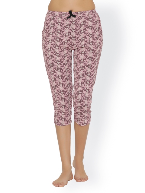 

Clovia Women Purple Printed Skinny Fit Capris