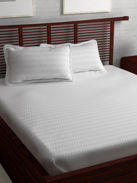 

Story@home White & Grey Geometric Flat 400 TC Cotton 1 King Bedsheet with 2 Pillow Covers