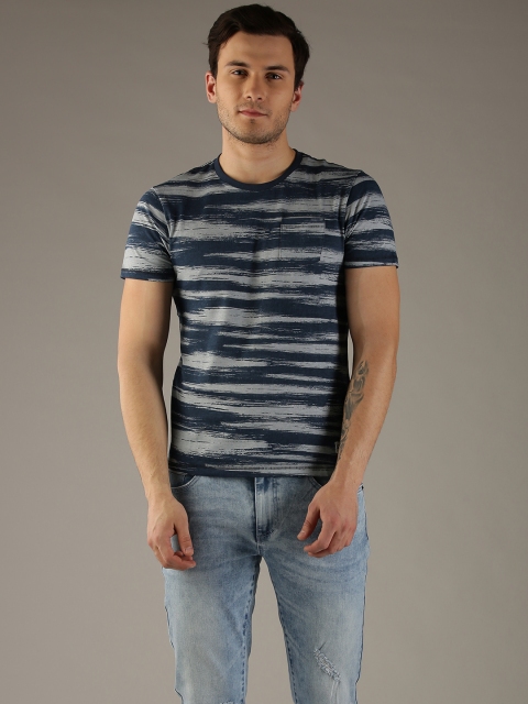 

Flying Machine Men Navy Blue & Grey Printed Round Neck T-shirt