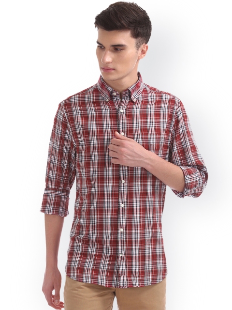 

GANT Men Maroon Tailored Fit Checked Casual Shirt