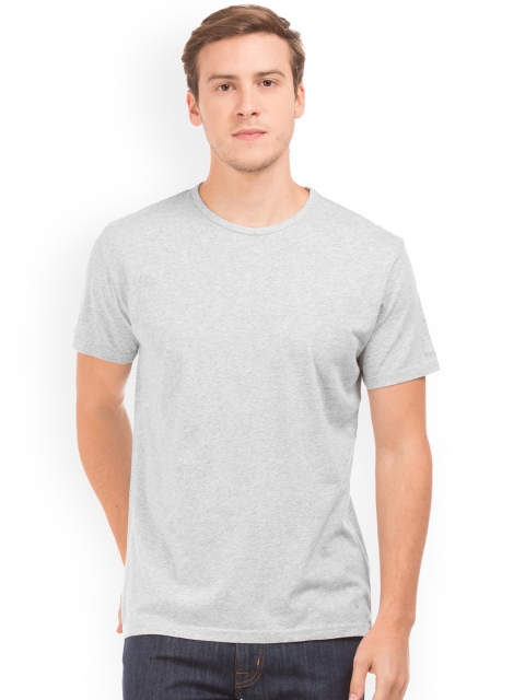 

GANT Men Grey Melange Solid Round Neck T-shirt