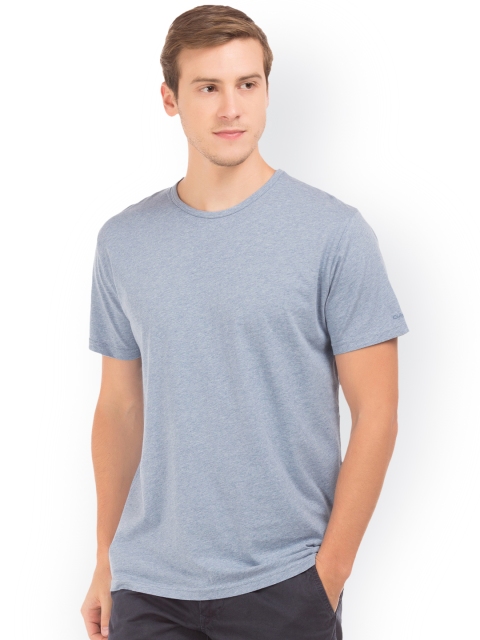 

GANT Men Blue Solid Round Neck T-shirt