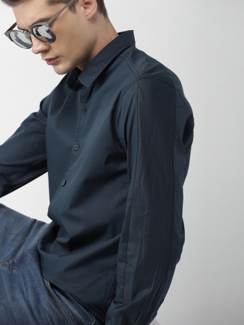 

Mast & Harbour Men Navy Blue Regular Fit Solid Casual Shirt