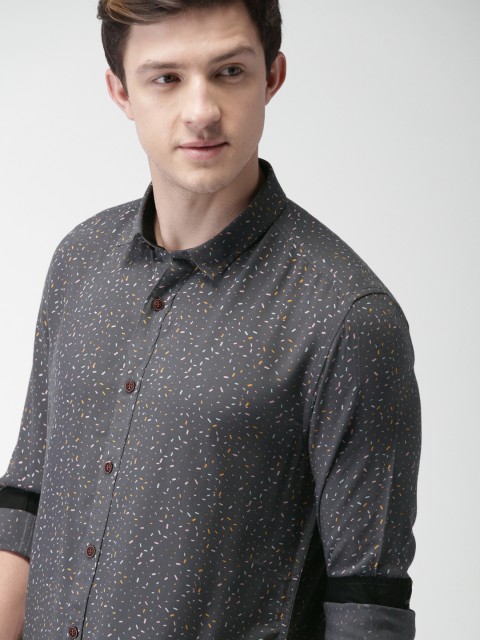 

Mast & Harbour Men Charcoal Grey Slim Fit Printed Casual Shirt