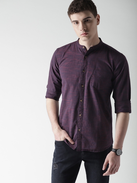 

Mast & Harbour Men Purple & Maroon Slim Fit Solid Casual Shirt