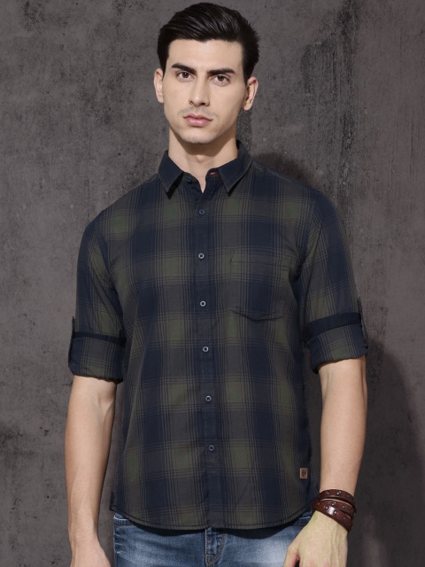 

Roadster Men Navy Blue & Olive Green Regular Fit Shadow Checked Casual Shirt