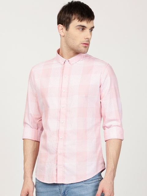 

ether Men Pink Slim Fit Checked Casual Shirt