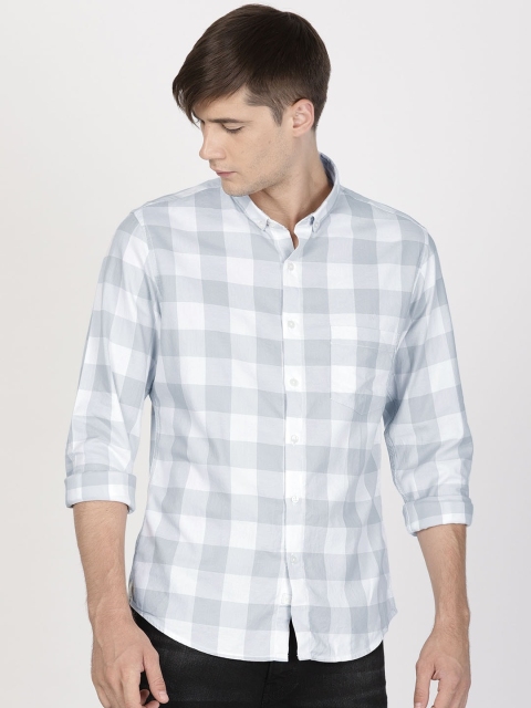 

ether Men Grey & White Slim Fit Checked Casual Shirt