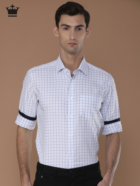

Louis Philippe Men White & Blue Slim Fit Checked Casual Shirt