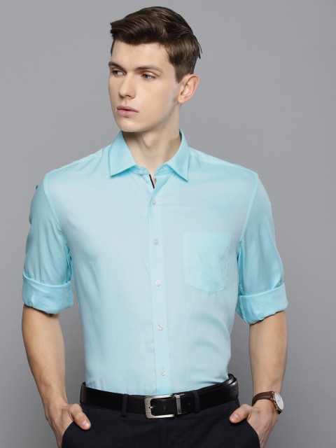 

Louis Philippe Men Blue Slim Fit Checked Casual Shirt