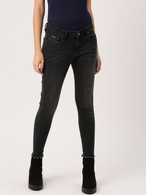 

Ms.Taken By Kriti Sanon Women Black Slim Fit Mid-Rise Clean Look Stretchable Jeans
