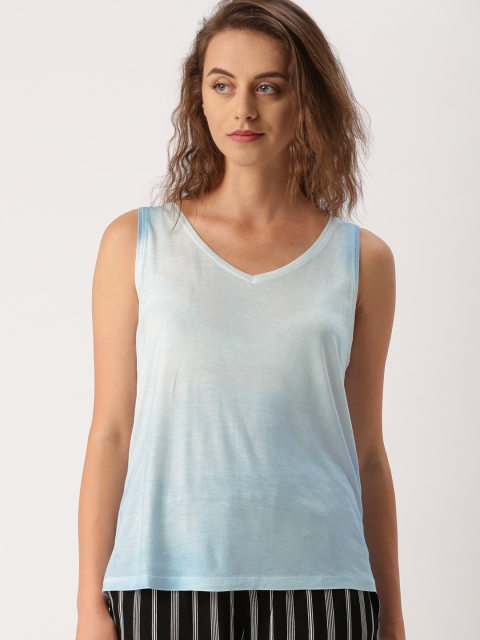 

Ms. Taken by Kriti Sanon Women White & Blue Dyed Top