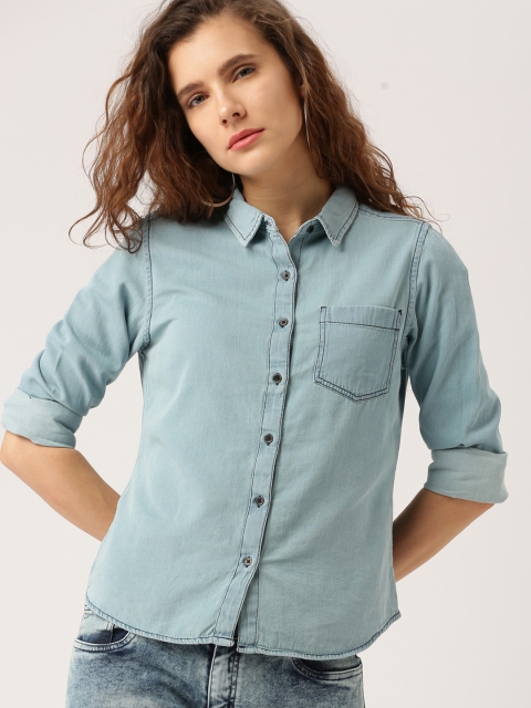 

Ms.Taken by Kriti Sanon Women Blue Regular Fit Chambray Casual Shirt
