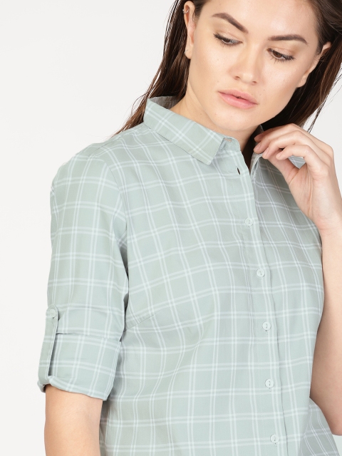 

ether Women Grey & Off-White Slim Fit Checked Casual Shirt