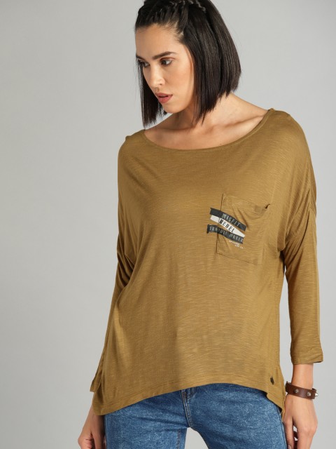 

Roadster Women Olive Brown Solid Round Neck T-shirt