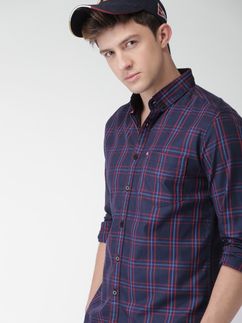 

Harvard Men Navy Blue & Red Slim Fit Checked Casual Shirt