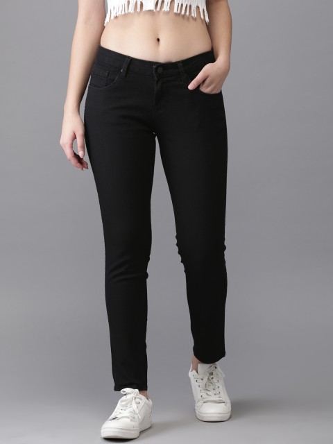 

HERE&NOW Women Black Skinny Fit Mid-Rise Clean Look Stretchable Cropped Jeans