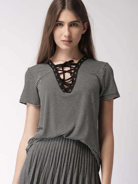 

FOREVER 21 Women Black & White Striped Top