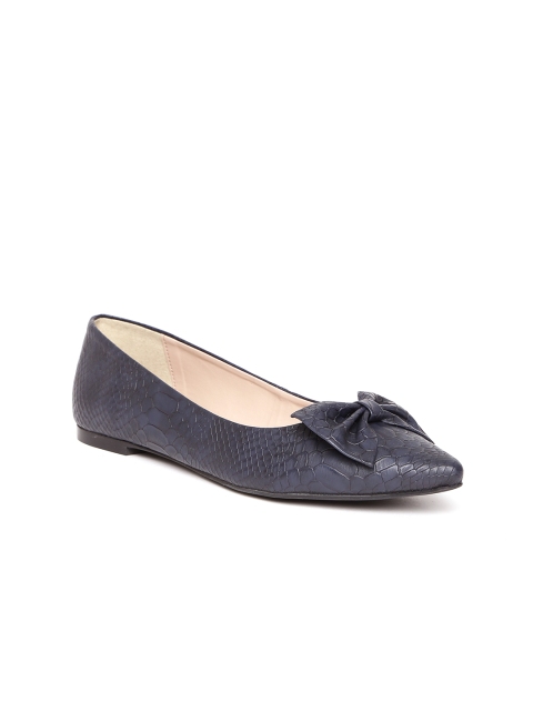 

Carlton London Women Navy Blue Snakeskin-Textured Ballerinas