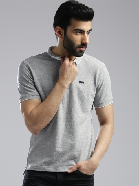 

Levis Men Grey Melange Solid Polo Collar T-shirt