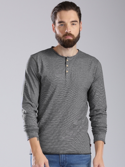 

Levis Men Blue Striped Henley Neck T-shirt