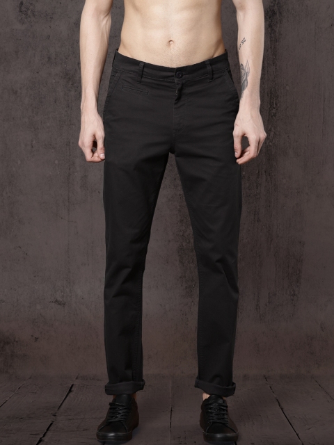

Roadster Men Charcoal Grey Solid Chinos