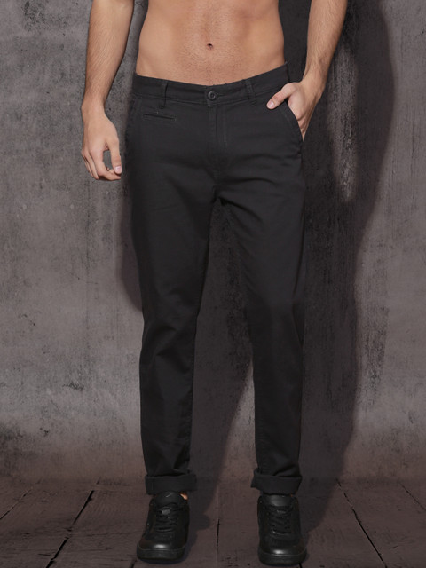 

Roadster Men Charcoal Grey Regular Fit Basic Chinos