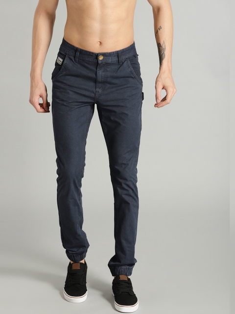 

Roadster Men Navy Slim Fit Solid Joggers, Navy blue