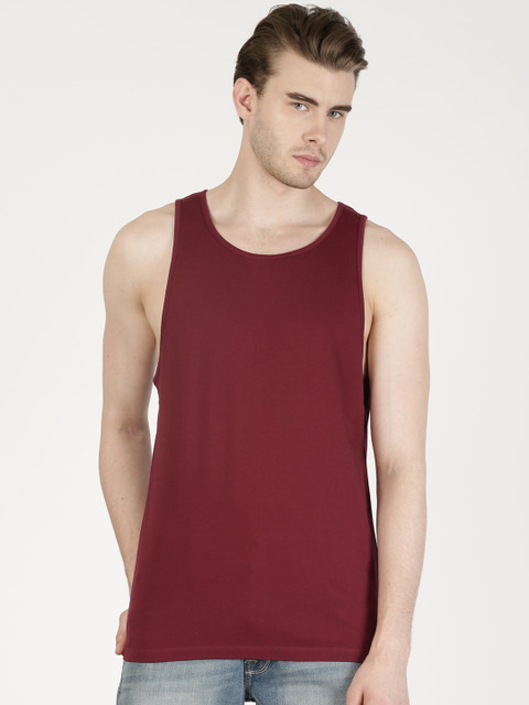 

ether Men Maroon Solid Round Neck Sleeveless T-shirt
