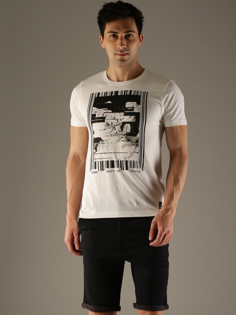 

Flying Machine Men White Printed Round Neck Pure Cotton T-shirt