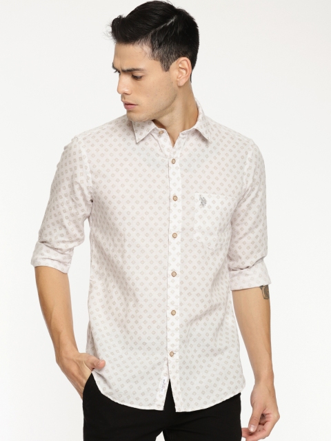 

U.S. Polo Assn. Men Beige Tailored Fit Printed Casual Shirt