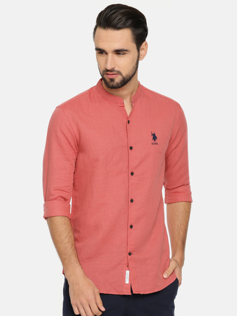 

U.S. Polo Assn. Men Red Tailored Fit Solid Casual Shirt