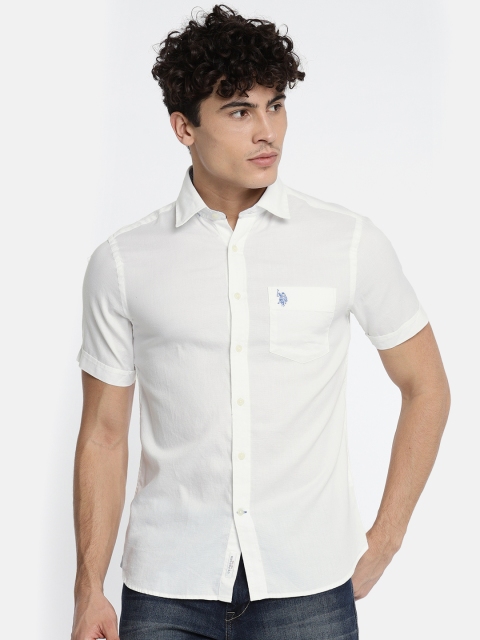 

U.S. Polo Assn. Men White Tailored Fit Solid Casual Shirt