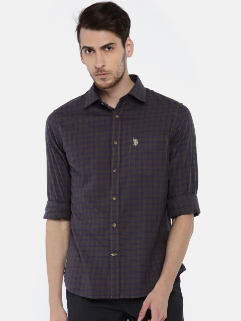 

U.S. Polo Assn. Men Brown & Purple Tailored Fit Checked Casual Shirt