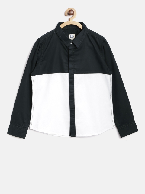 

YK Boys White & Navy Blue Colourblocked Casual Shirt